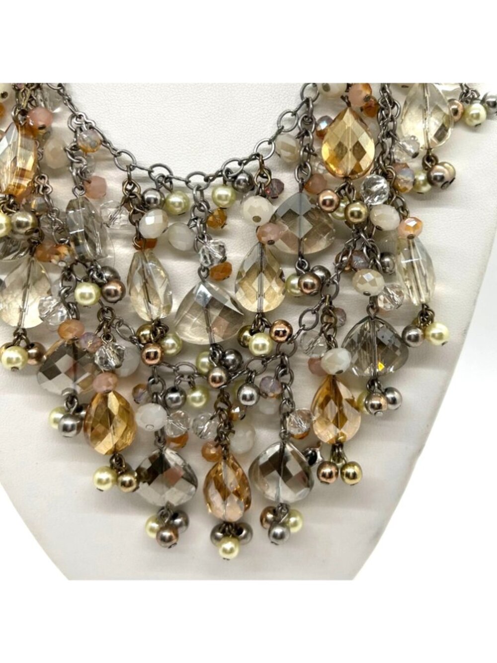 Ann Taylor Loft Bibbed Necklace Statement Glass, Faux Pearl Beads Silver-tone - Picture 5 of 10